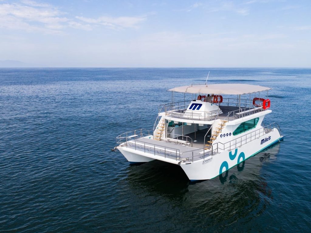Puerto-Vallarta-Catamaran-72-FT-Charter-(6)