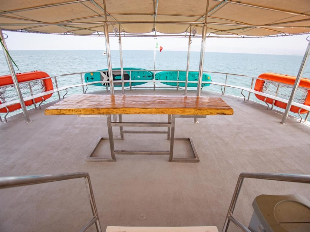 Puerto-Vallarta-Catamaran-90-FT-Charter-(6)