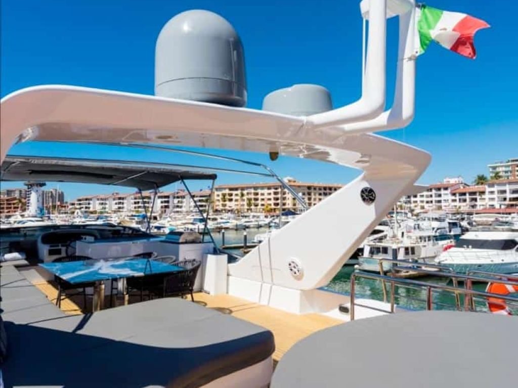 Puerto-Vallarta-Overnight-Yacht-Charter-(7)