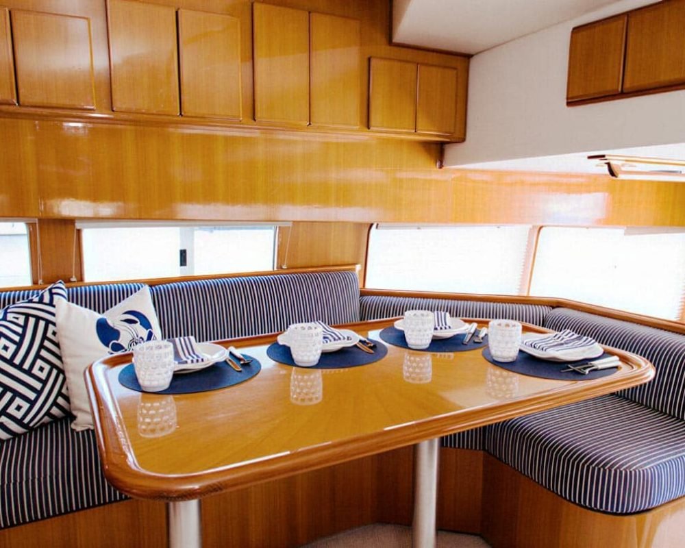 Punta Mita Luxury Yacht - Mikelson 64 (6)