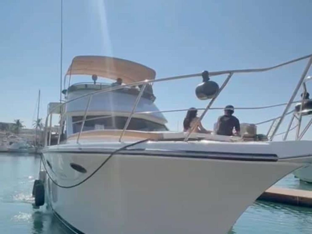 Renta-de-Yate-en-Puerto-Vallarta---Custom-50-(2)