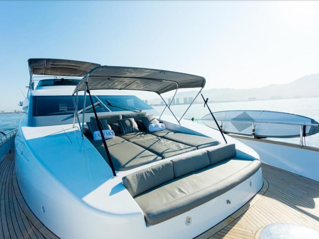 Renta-de-yate-por-24-horas-en-Puerto-Vallarta-(9)