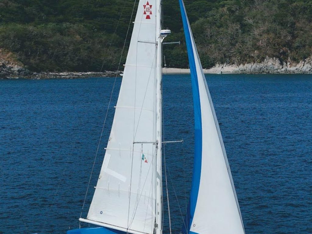 Riviera Nayarit Sailboat Charter Maple Leaf 48 FT
