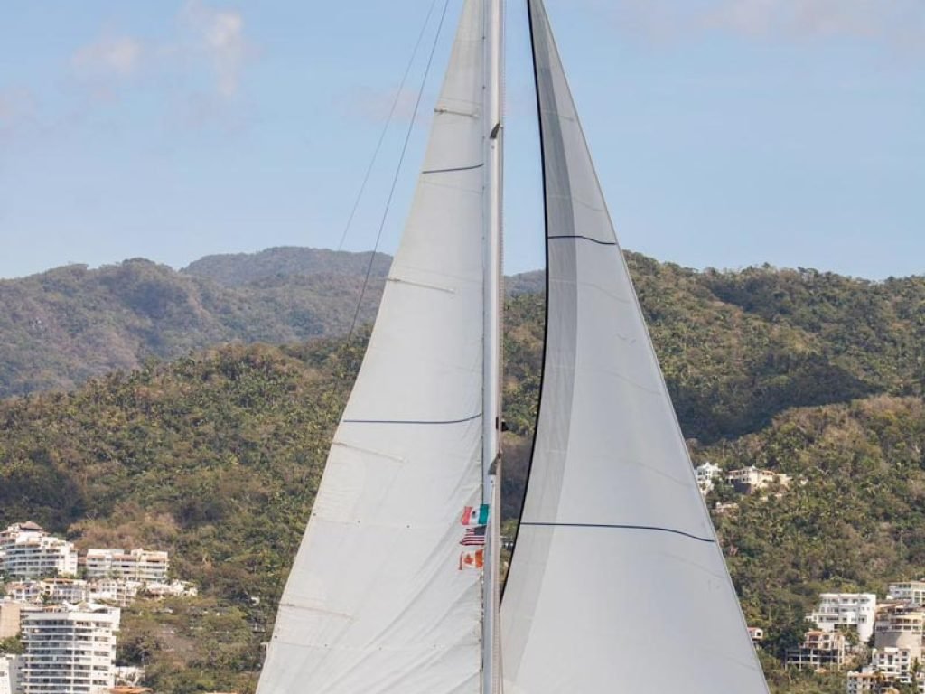 Riviera Nayarit Sailboat Charter Maple Leaf 48 FT