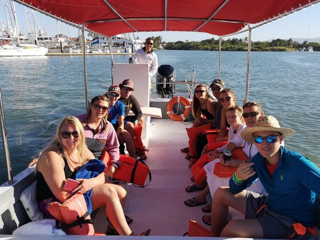Speedboat-Whale-Watching-Puerto-Vallarta-1