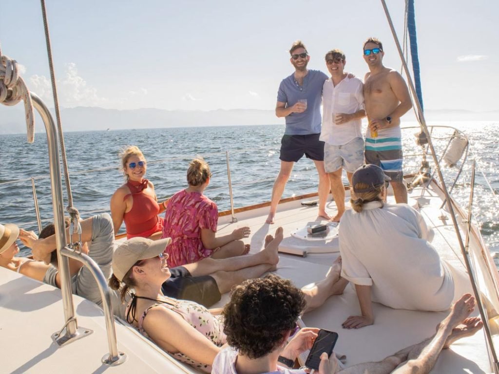 Velero en renta en Riviera Nayarit Maple Leaf 48