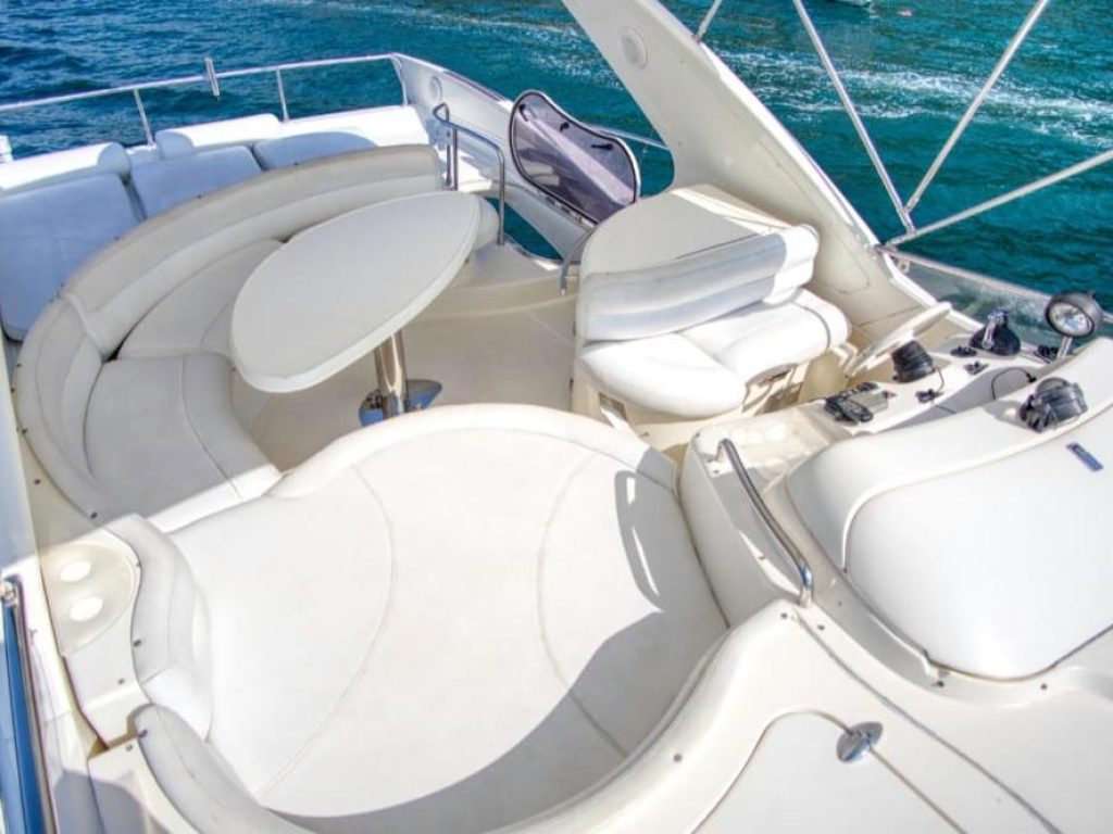Yate de lujo en Puerto Vallarta - Azimut 58 Fly