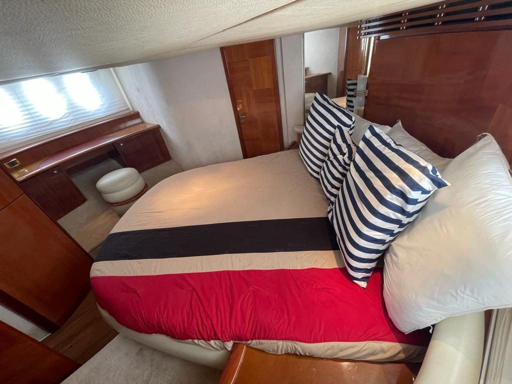 Yate de lujo en Puerto Vallarta - Azimut 58 Fly