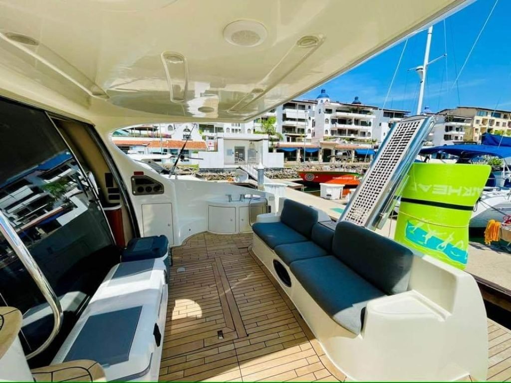 Yate de lujo en PuertoVallarta -Azimut 58 Fly