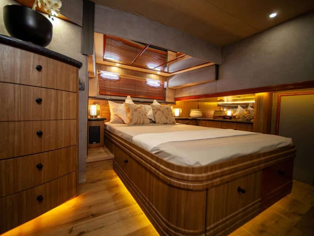 Yate-de-Lujo-en-Nuevo-Vallarta-Custom-60-(10)