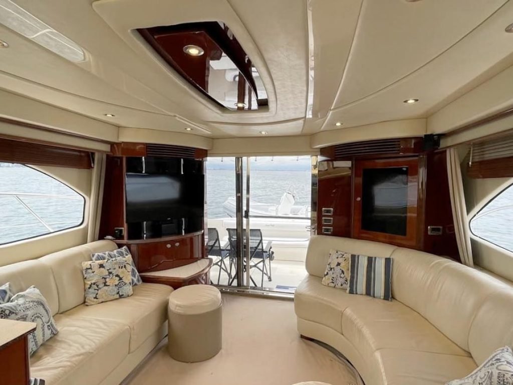 Yate-en-Riviera-Nayarit-Sea-Ray-52-(1)