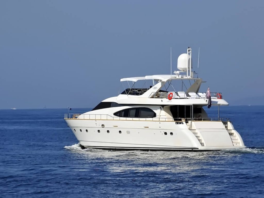 Luxury Yacht Puerto Vallarta - Azimut 85