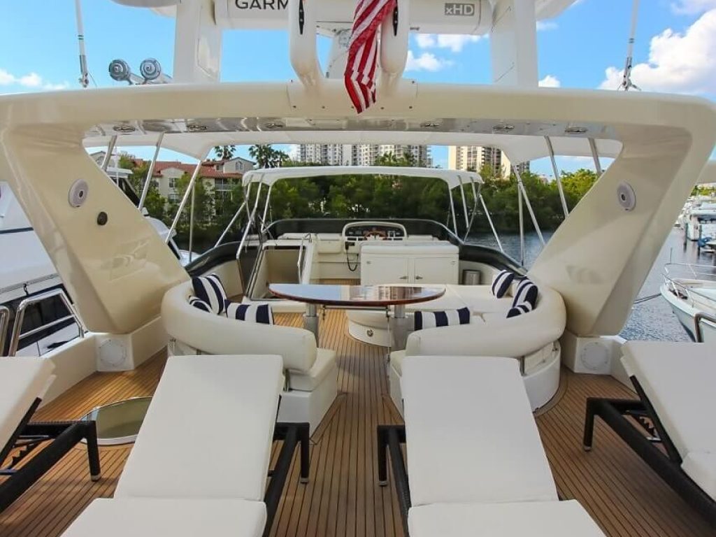 Luxury Yacht Puerto Vallarta - Azimut 85