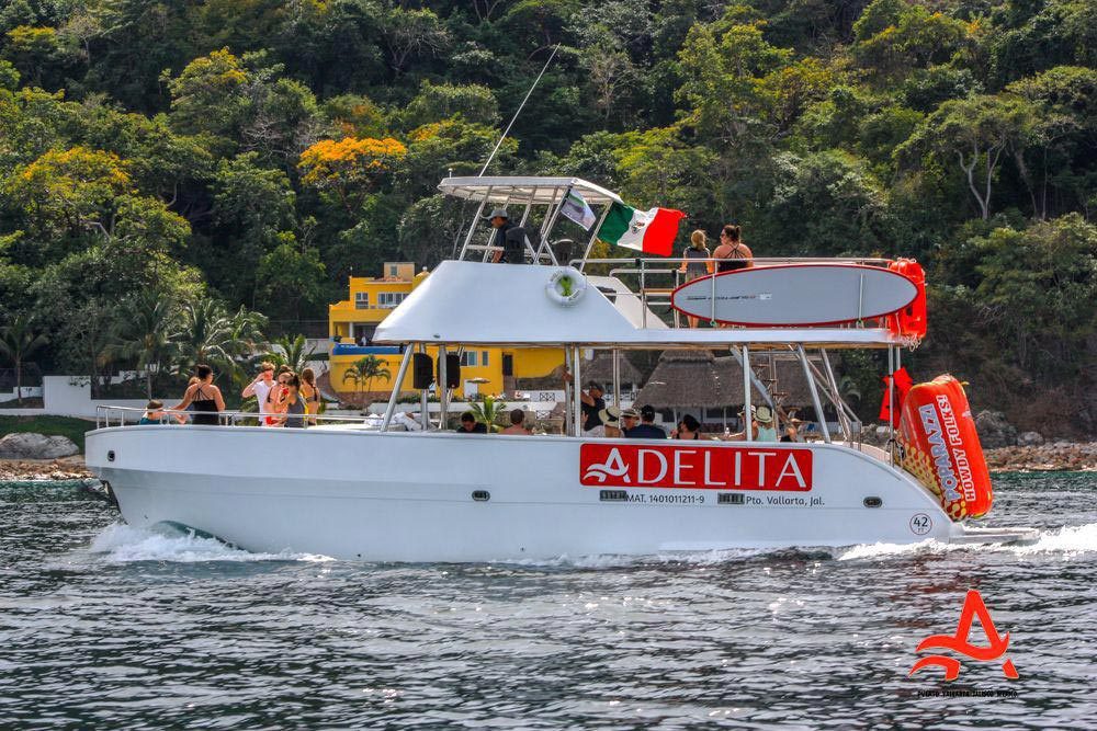 Yate 42 - Renta de Yates en Vallarta