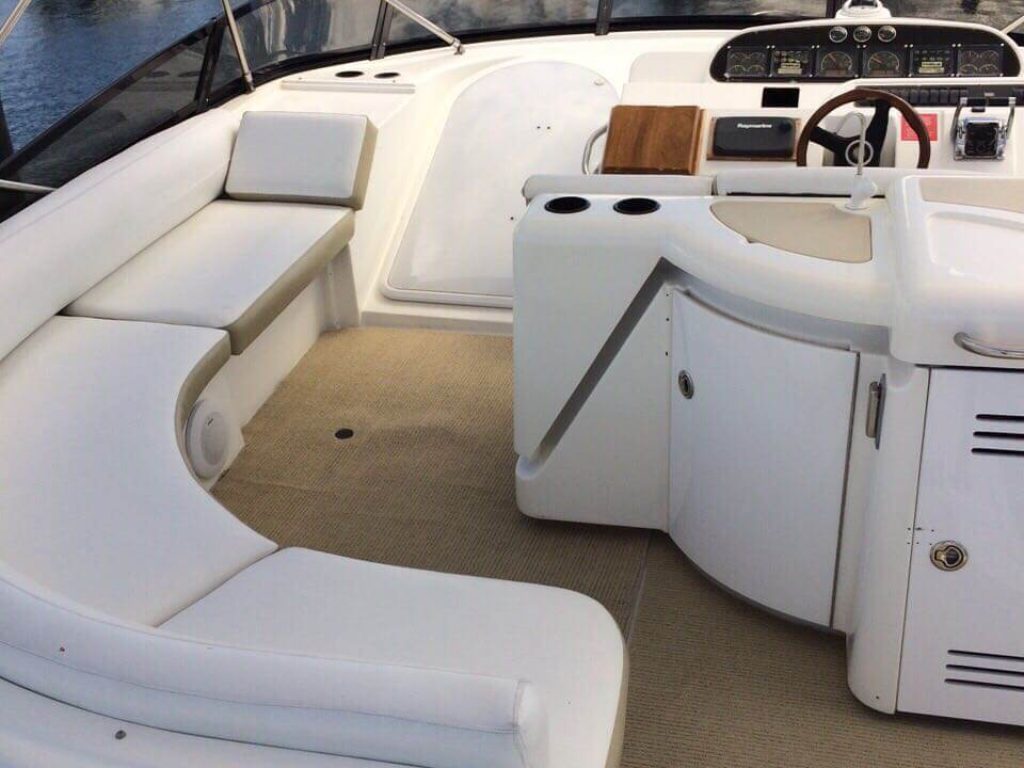 Yate de lujo en Puerto Vallarta - Cruiser 50