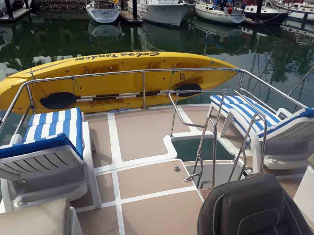 Puerto Vallarta Cheap Yacht Rental - Bayliner 43