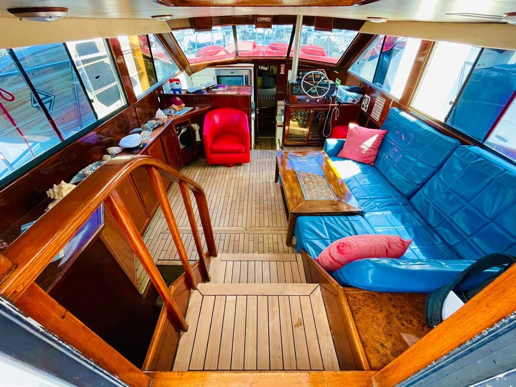 Custom 60 - Yacht Charters Puerto Vallarta