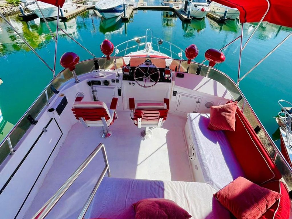 Custom 60 - Yacht Charters Puerto Vallarta
