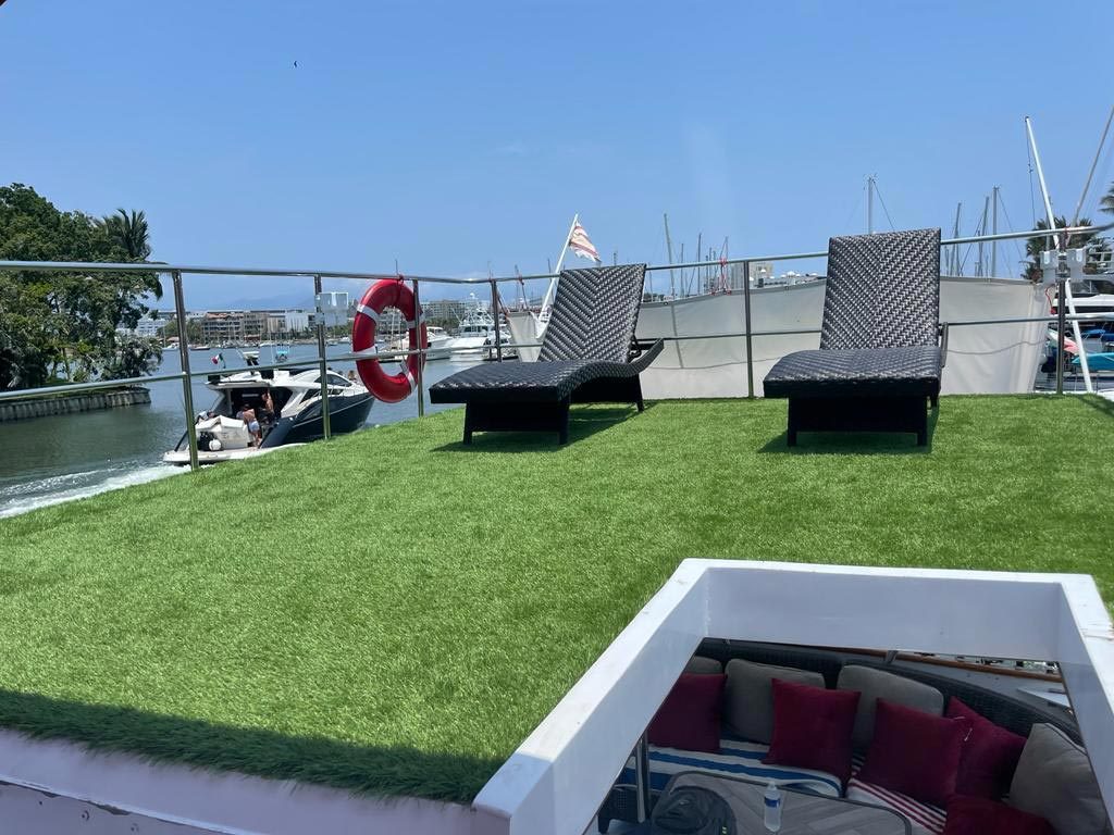 Custom 60 - Yacht Charters Puerto Vallarta