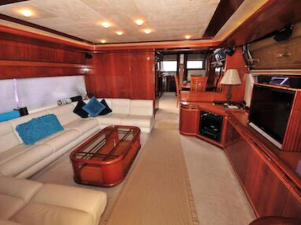 Luxury Yacht Puerto Vallarta - Ferratti 80
