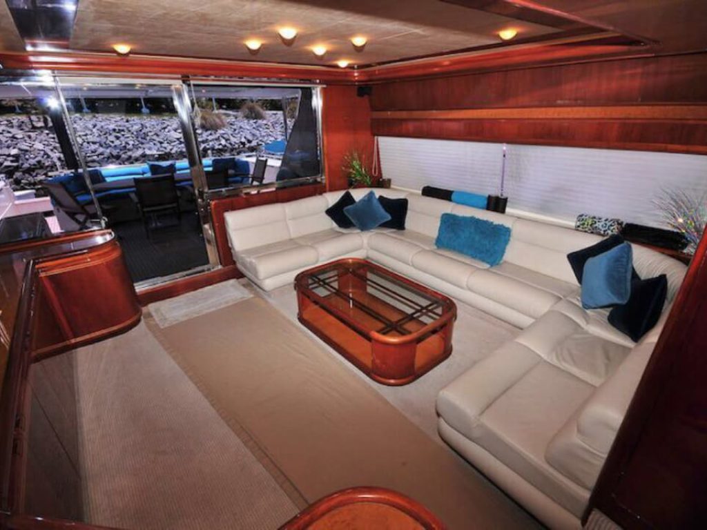 Luxury Yacht Puerto Vallarta - Ferratti 80